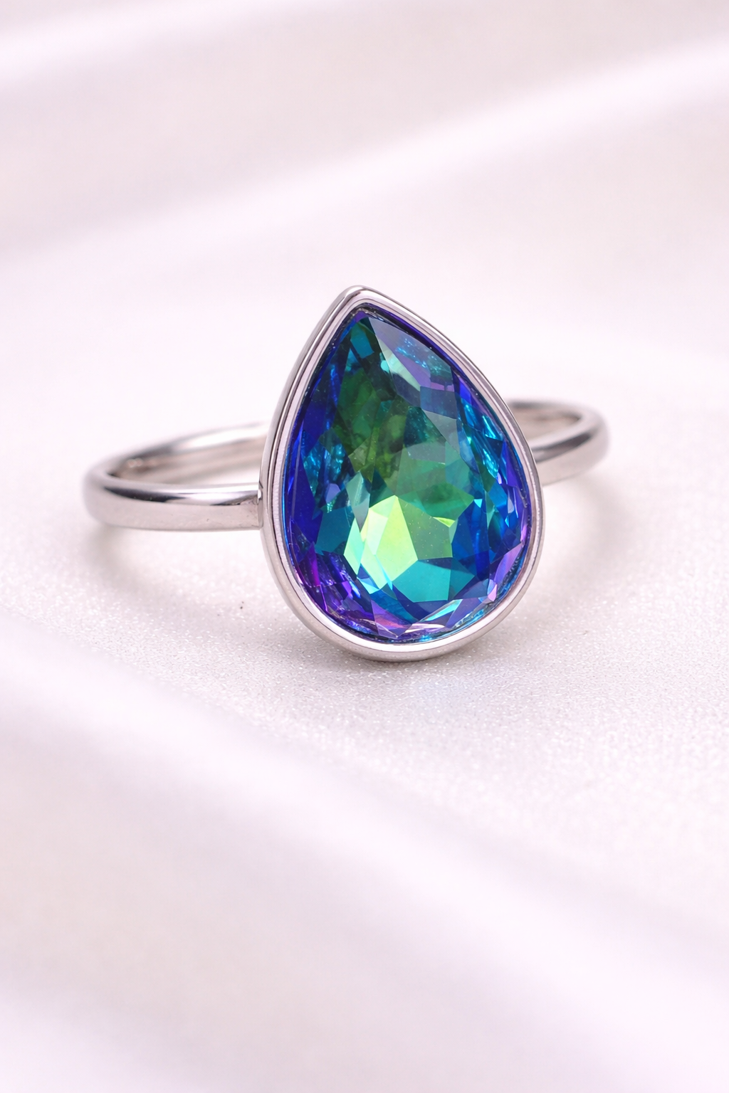 Elegant Pear-Cut Mystic Green Crystal Ring – Minimal Silver Statement Ring